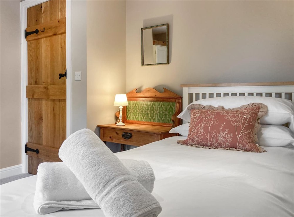 Single bedroom (photo 4) at Aeron Villa in Tregaron, Dyfed