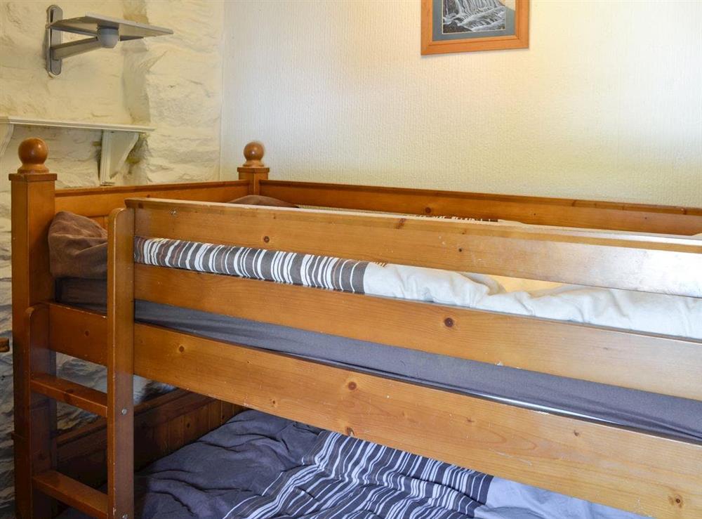 Bunk bedroom at Afon Cottage in near Blaenau Ffestiniog, Gwynedd