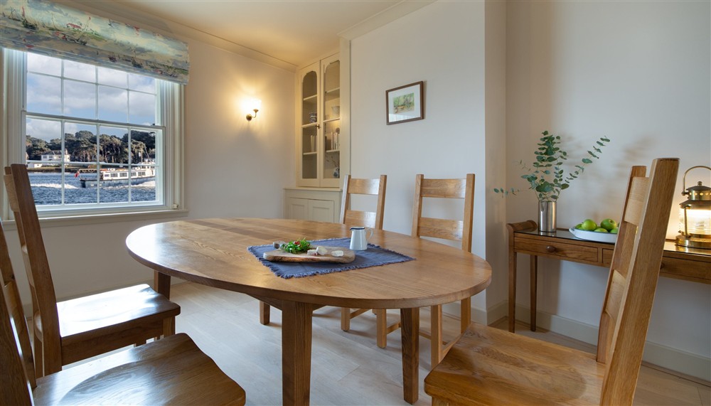 The dining room at Agent's House in Poole, Dorset