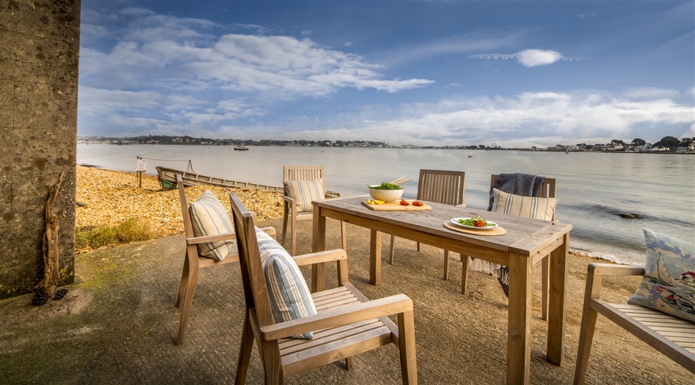 The outdoor seating at Agent's House in Poole, Dorset