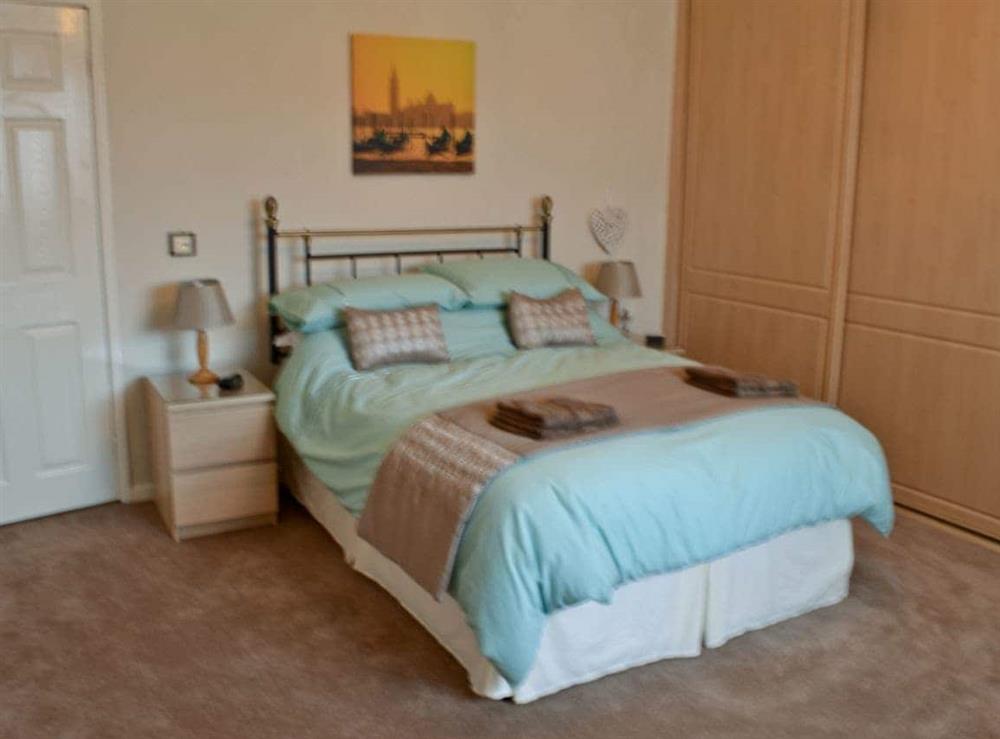 Double bedroom at Aidan in Seahouses, Northumberland