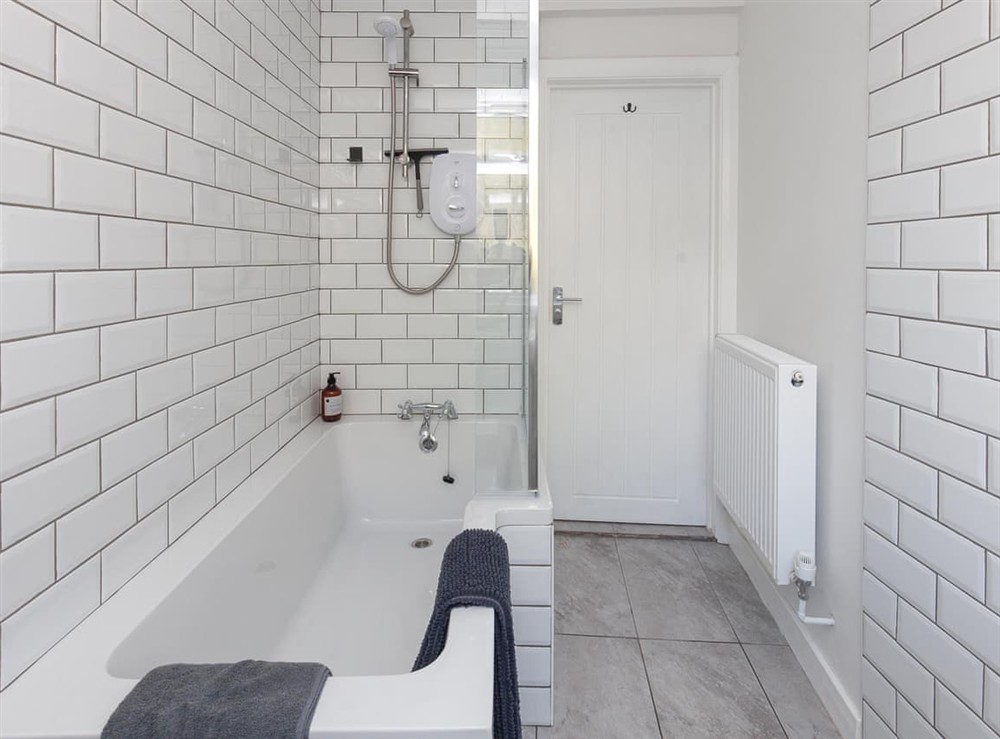 Bathroom (photo 3) at Alberts Cottage in Blandford Forum / Dorchester Dorset, England