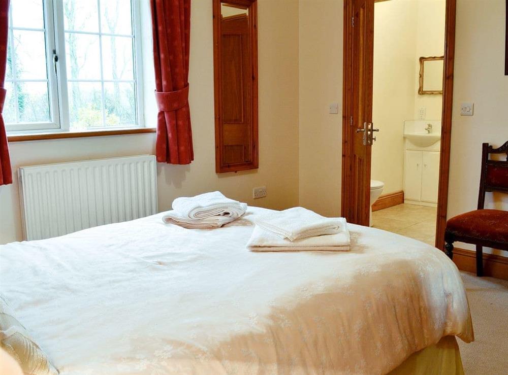 Double bedroom (photo 2) at Alby Bungalow in Cumwhinton, Carlisle, Cumbria
