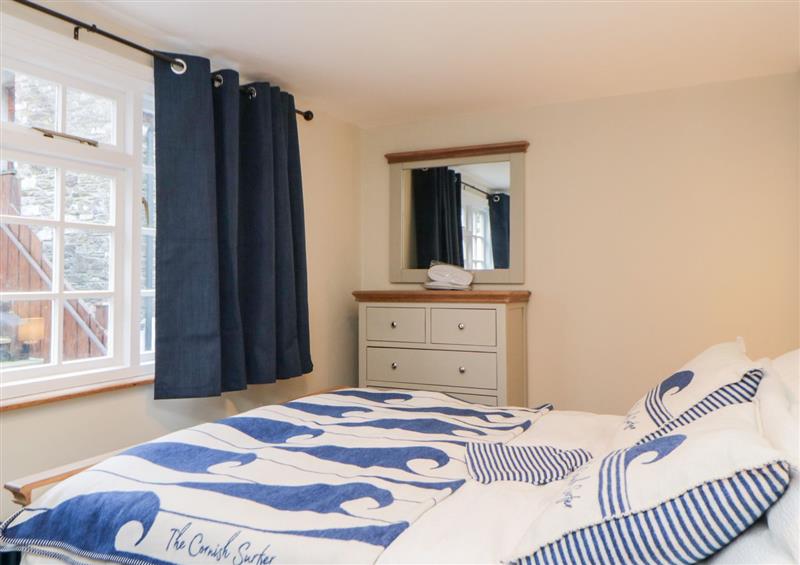 This is a bedroom (photo 2) at Alexandra Cottage, Looe