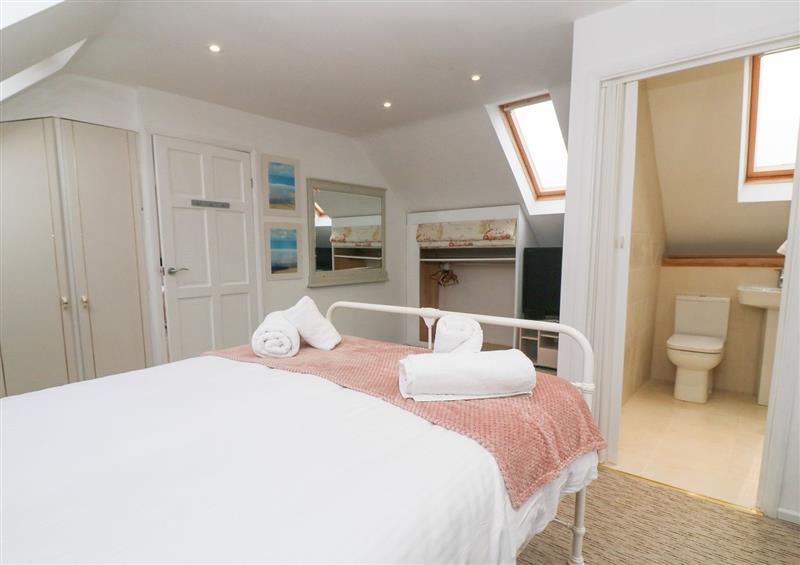 One of the 3 bedrooms (photo 2) at Alice Cottage, Wheal Kitty near St Agnes
