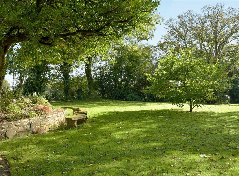 Spacious lawned garden area at Alices Cottage in near Kilgetty, Pembrokeshire, Dyfed