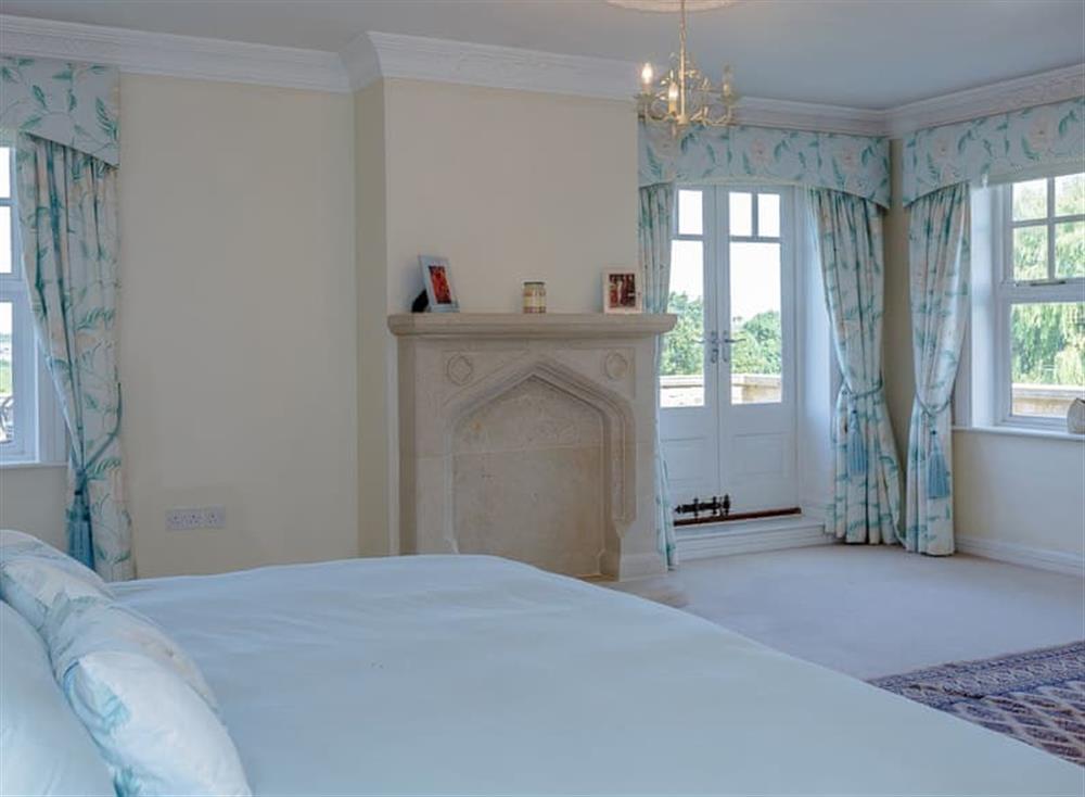 Double bedroom (photo 2) at Allerton House in Isham, Lancashire