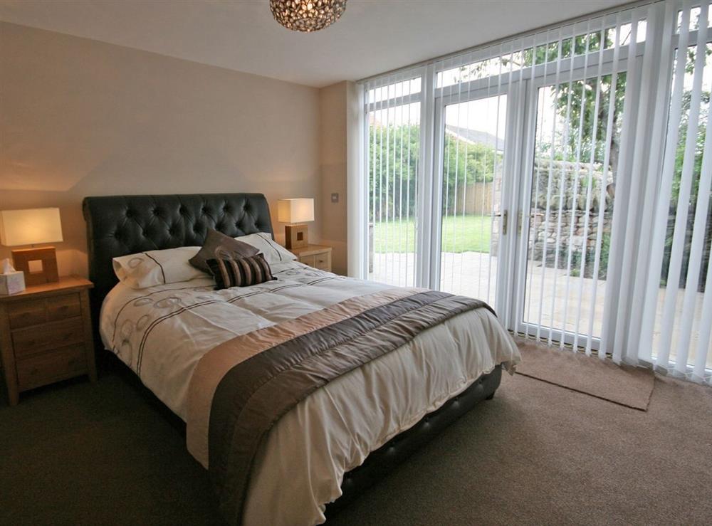 Alma House in Seahouses, Northumberland sleeps 13