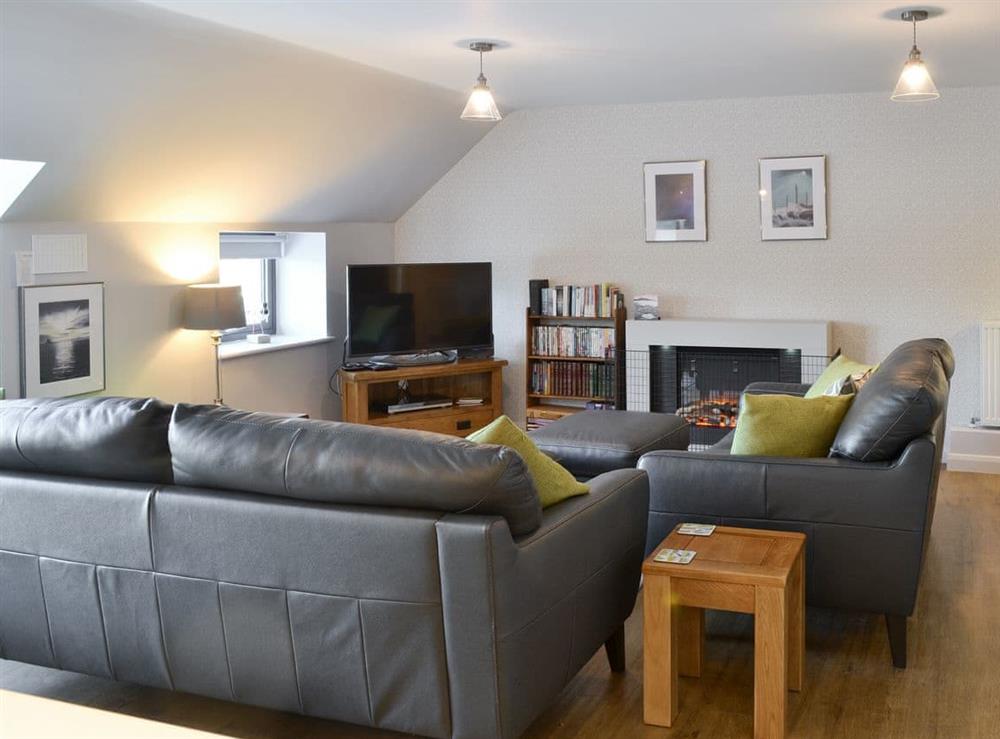 Spacious living area at Alnwick Old Brewery Apartment in Alnwick, Northumberland