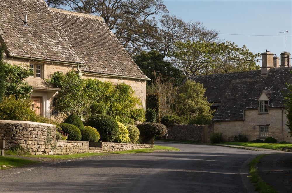 Local Cotswold stone properties at Alpaca Lodge, Burford