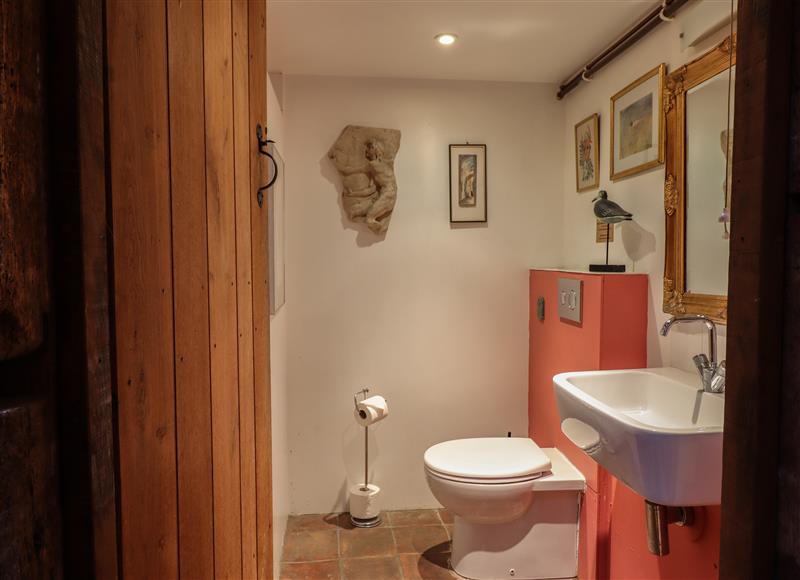 The bathroom at Alpine Cottage, Felindre near Beguildy