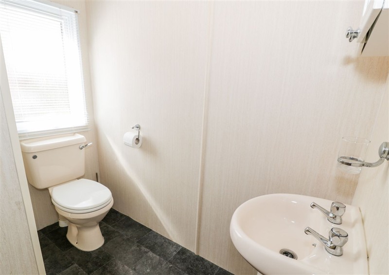 This is the bathroom at Alpine Lodge, Rhyd-y-Foel near Abergele
