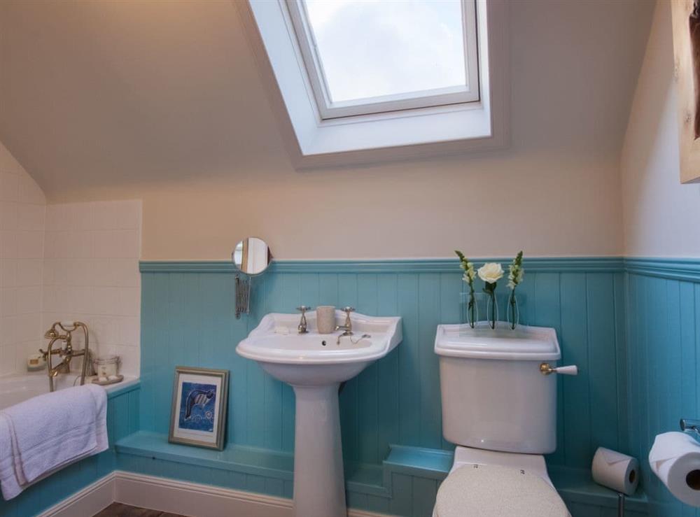 Bathroom at Alt Ardoch House in Lamlash, Isle Of Arran