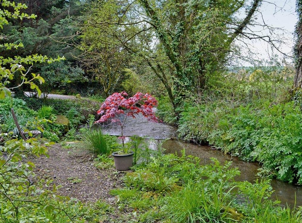 Garden and grounds (photo 2) at Alyshan in Merrymeet, Liskeard, Cornwall