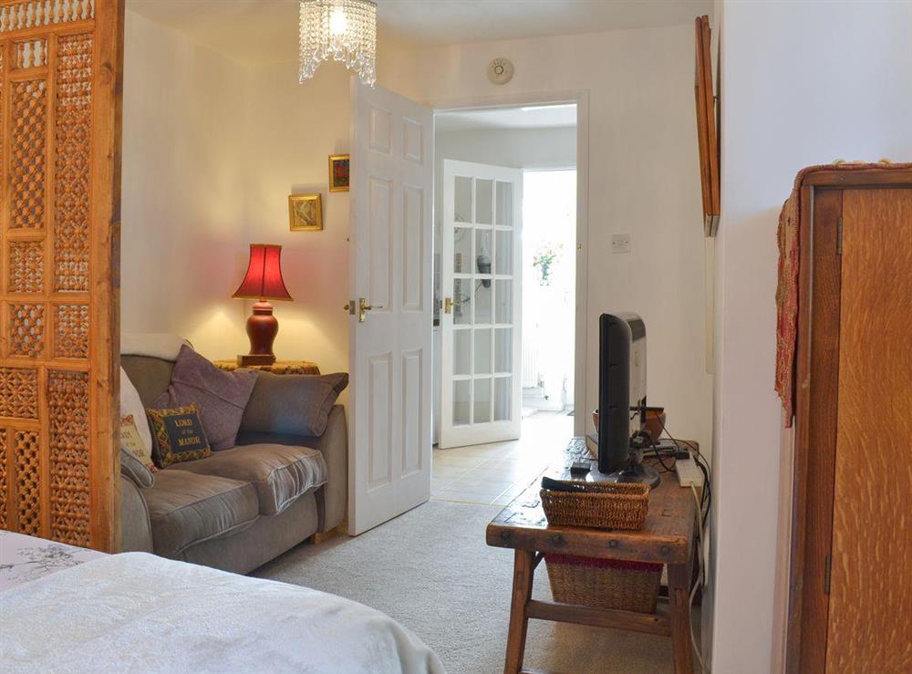 Delightful studio space with partitioned off sleeping area at Amelyah Cottage in Winscombe, near Weston-super-Mare, Avon