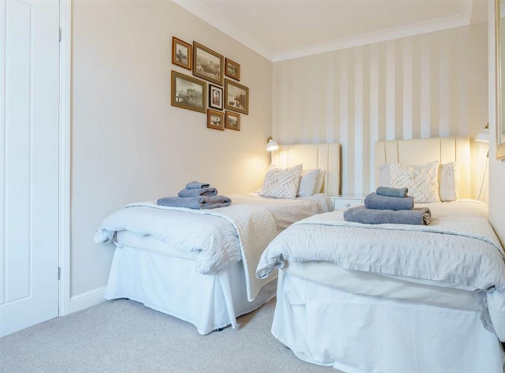 Twin bedroom at Ammonite House in Whitby, North Yorkshire