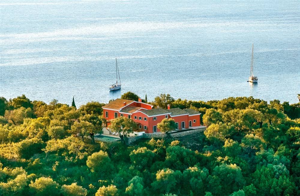 Anaktora Palace