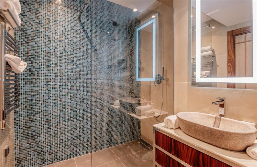 Ananti Deluxe Duplex Suite