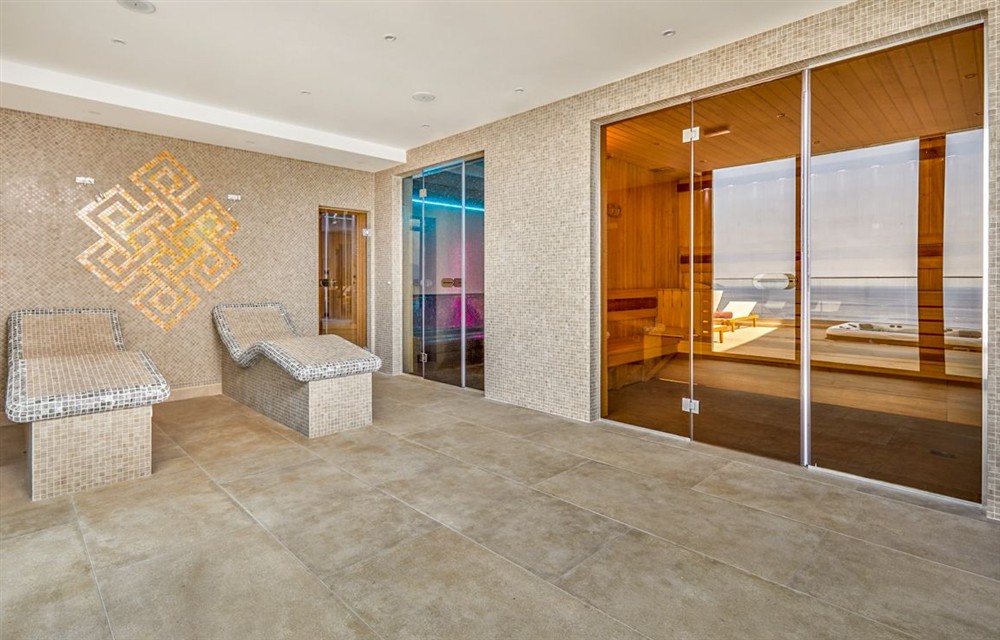 Ananti Deluxe Duplex Suite