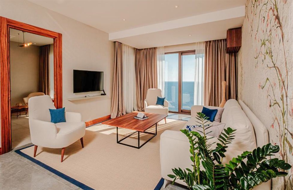 Ananti Deluxe Suite