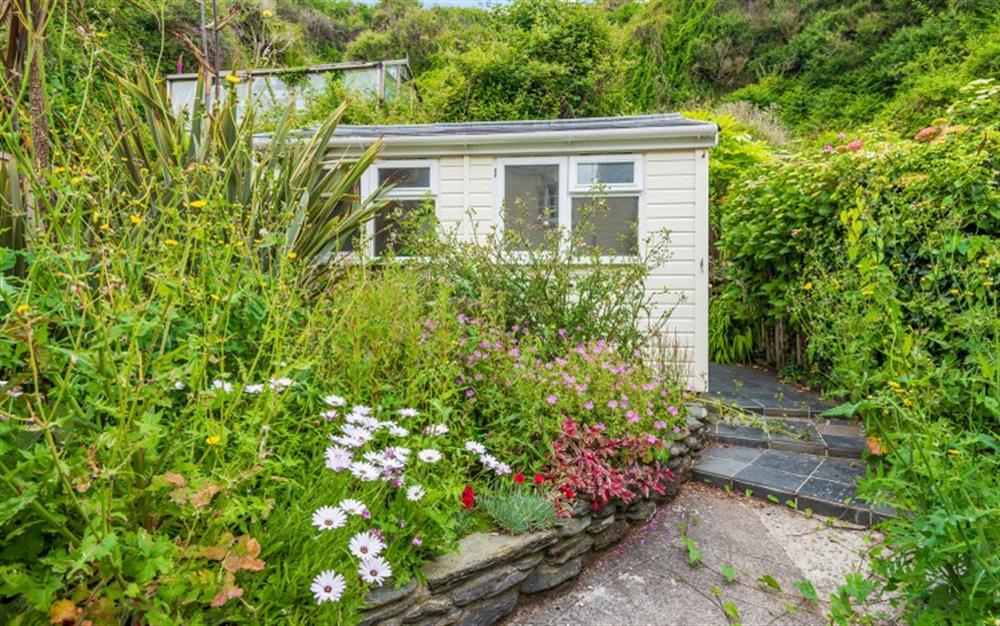 Utility house in the garden at Anchor Cottage in Beesands