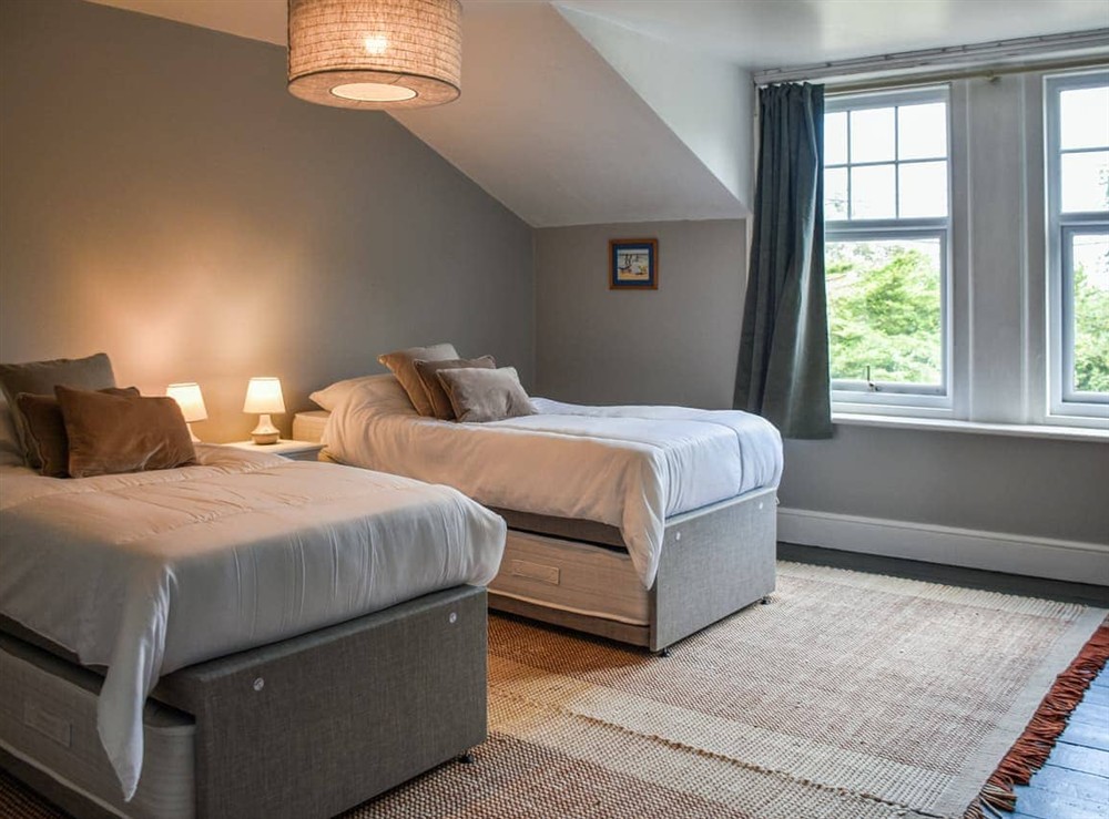 Twin bedroom