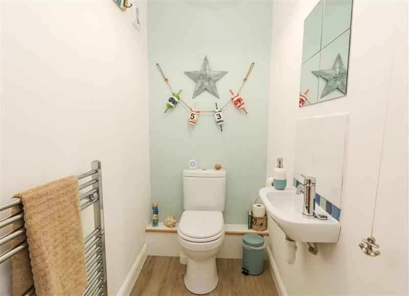 This is the bathroom at Anchor Cottage, Weymouth