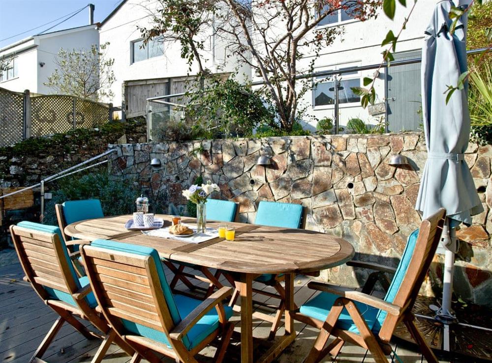 Large paved area perfect for entertaining at Anchor Loft in Fowey, Cornwall