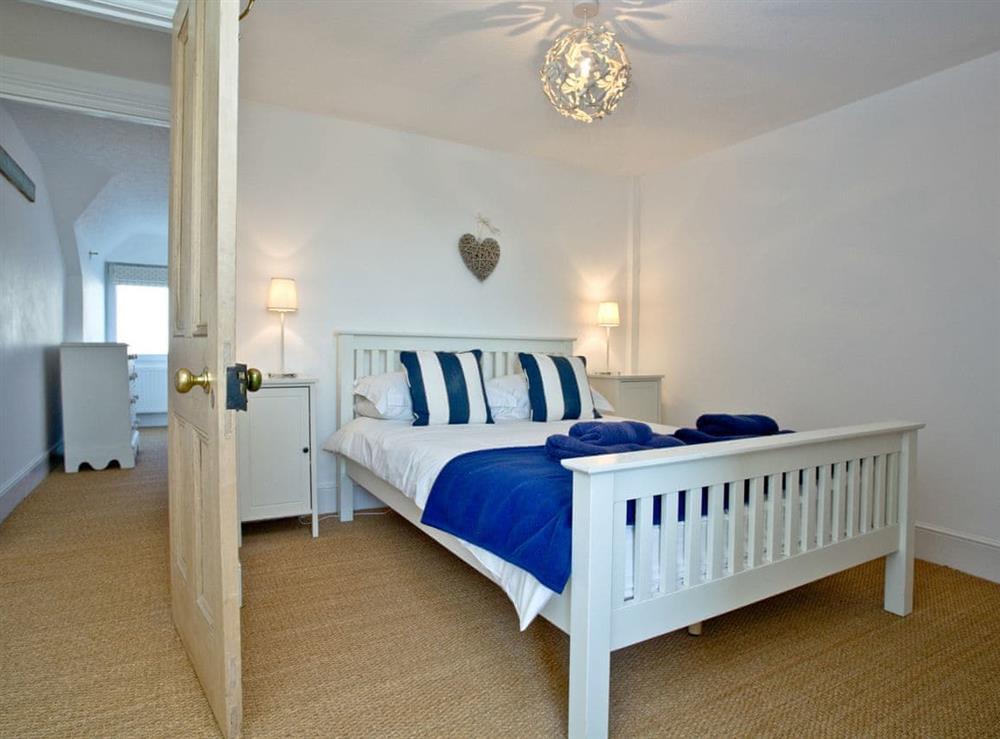 Welcoming double bedroom at Anchor Loft in Fowey, Cornwall
