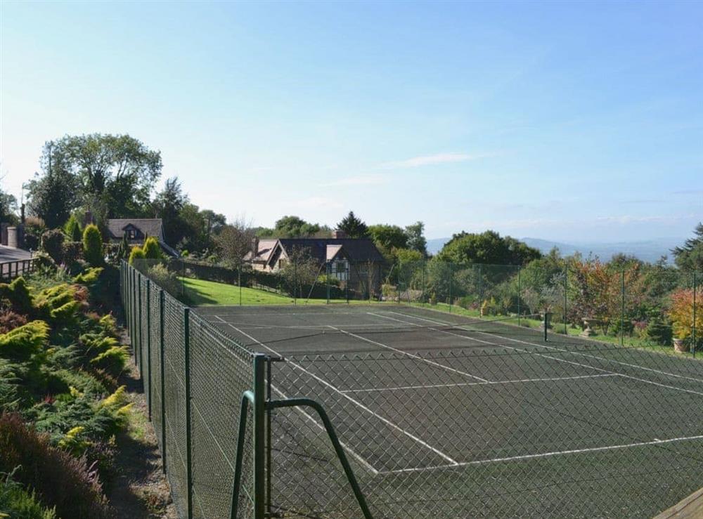 Tennis court at Angel Barn in Bitterley, near Ludlow, Shropshire