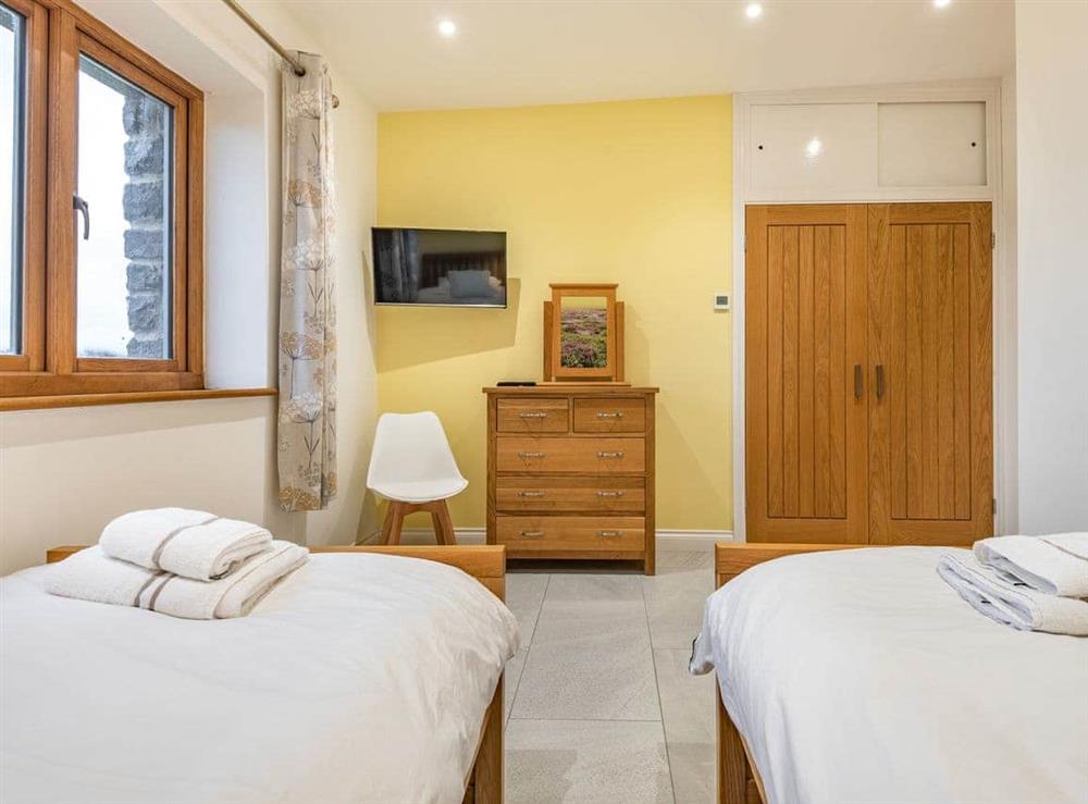 Twin bedroom (photo 2) at Primrose Cottage, 