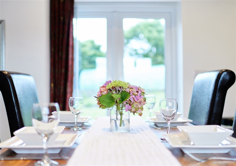 Dining room at Annexe at Ty Moel Isaf, Pengorffwysfa near Amlwch