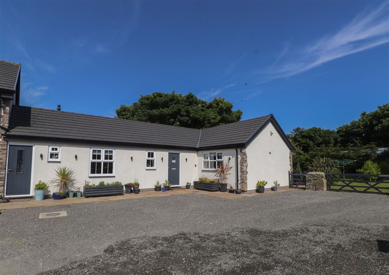 The setting of Annexe at Ty Moel Isaf at Annexe at Ty Moel Isaf, Pengorffwysfa near Amlwch