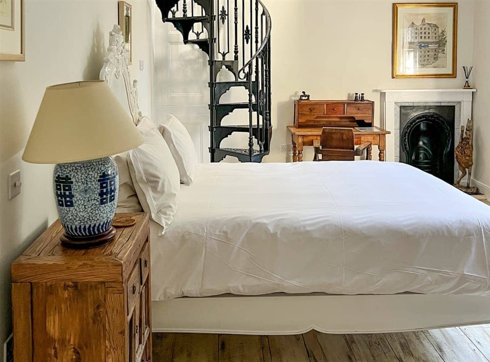Double bedroom at Anran Manor in Newton Abbot, Devon