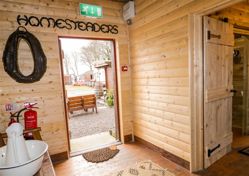 Outside Apache Falls Lodge at Apache Falls Lodge, Castlerock