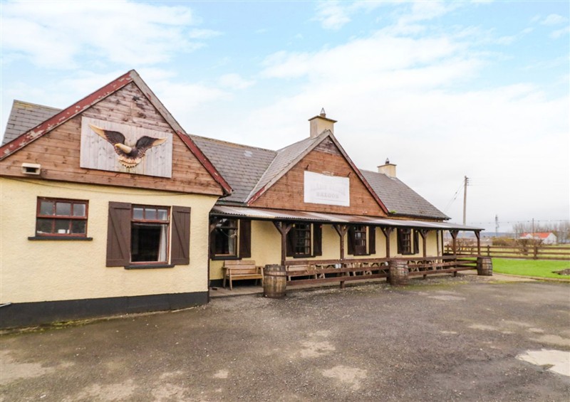 Outside at Apache Falls Lodge, Castlerock