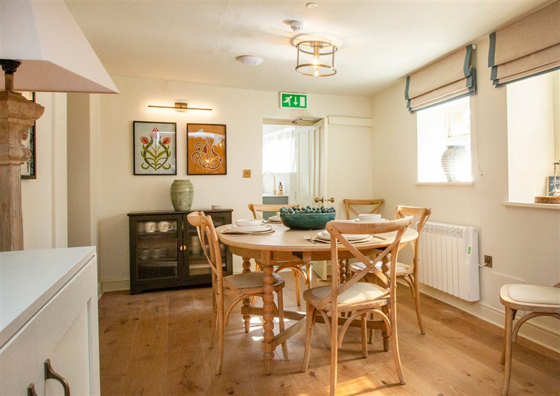 The dining room at Apartment 1, 86 Dyer Street, Cirencester