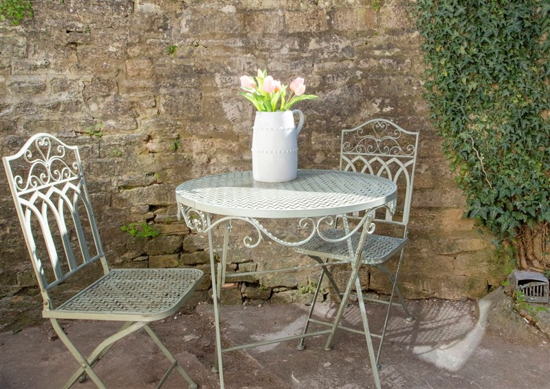 The garden in Apartment 1, 86 Dyer Street at Apartment 1, 86 Dyer Street, Cirencester