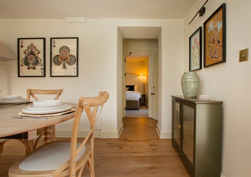 This is the dining room (photo 2) at Apartment 1, 86 Dyer Street, Cirencester