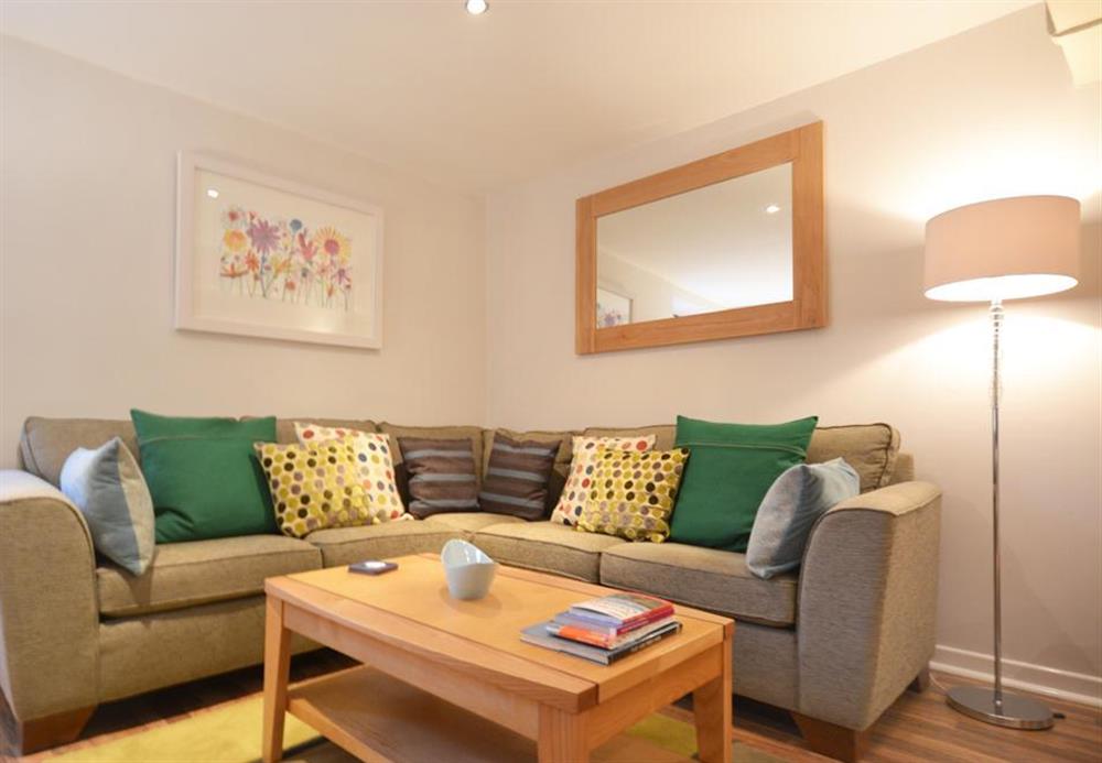 The sitting area at Apartment 1, Buller House, Looe