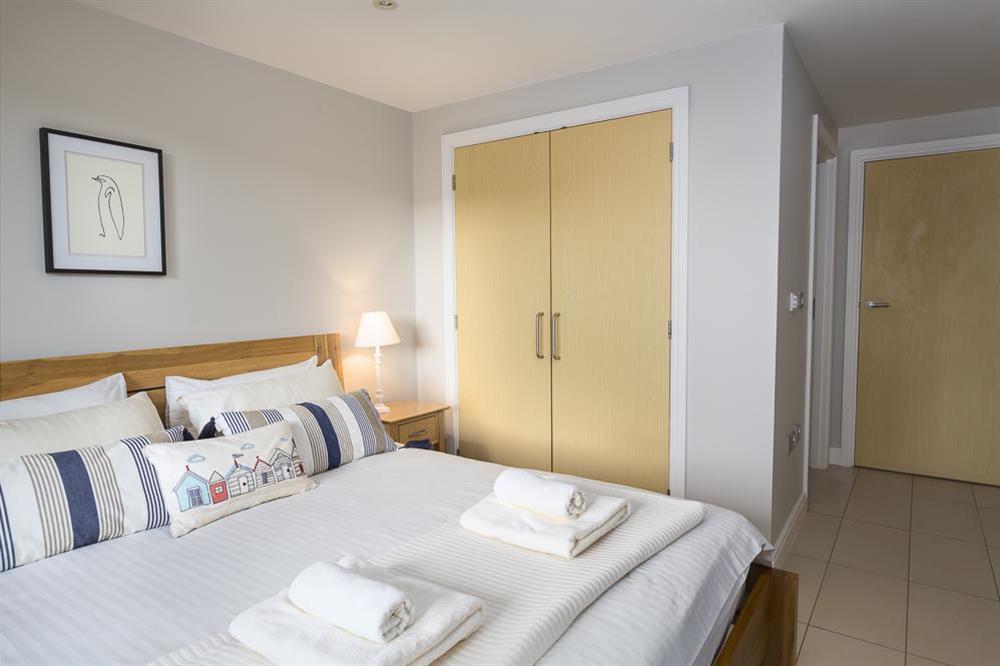 Master Bedroom (photo 2) at Apartment 1, Oceans Edge in Thurlestone Sands, Nr Kingsbridge