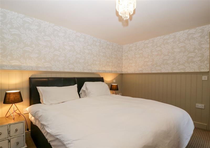 One of the 2 bedrooms (photo 2) at Apartment 1 - Pengethley Manor, Peterstow