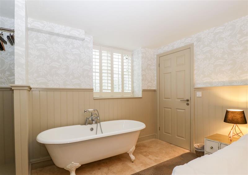 This is the bathroom at Apartment 1 - Pengethley Manor, Peterstow