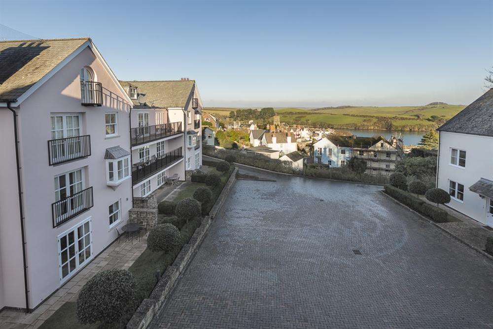 The setting at Apartment 14, Combehaven in Allenhayes Road, Salcombe