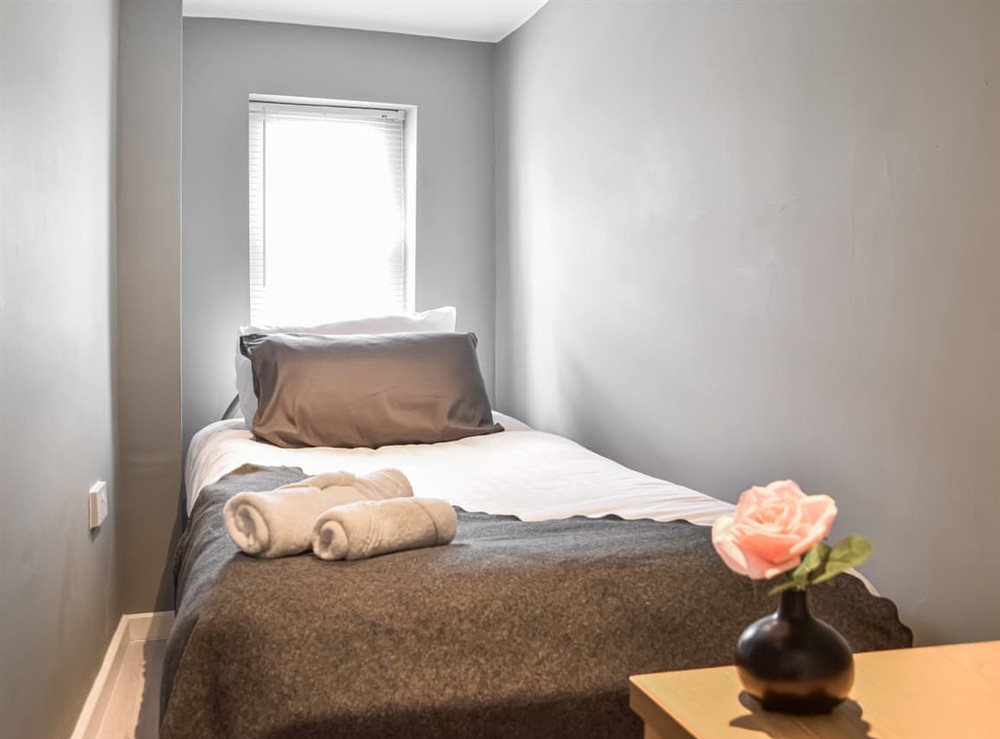 Single bedroom