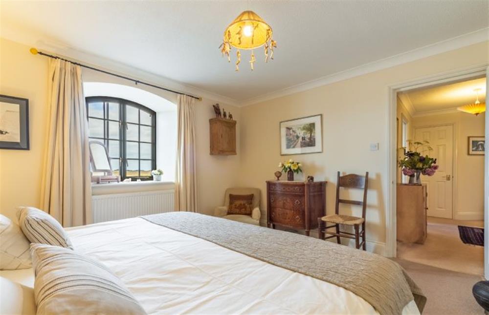 First floor: Bedroom has super king-size or twin bed option at Apartment 2 The Granary, Wells-next-the-Sea