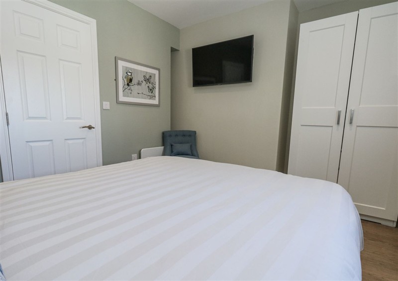 A bedroom in Apartment 2 (photo 2) at Apartment 2, Weymouth