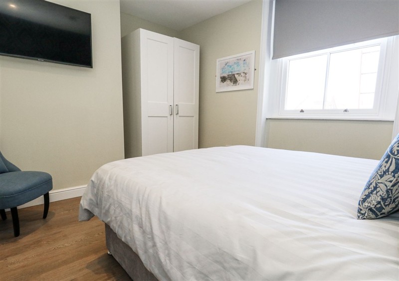 A bedroom in Apartment 2 (photo 3) at Apartment 2, Weymouth