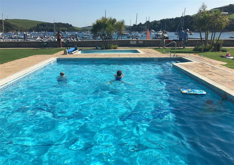 The swimming pool at Apartment 24, Salcombe