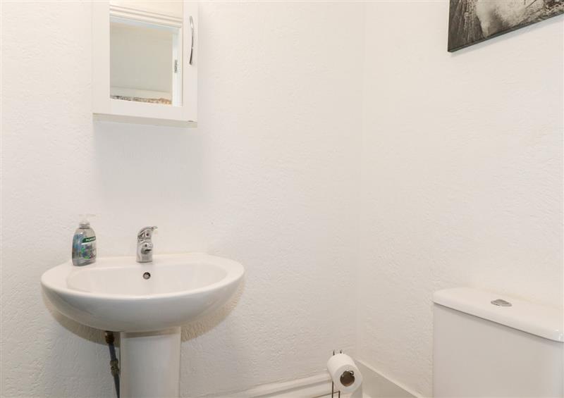 The bathroom at Apartment 3 Beaconsfield House, Bridlington